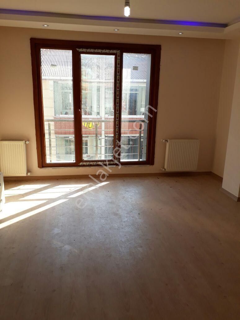Kiralık 2+1 Metrobüse Yakın