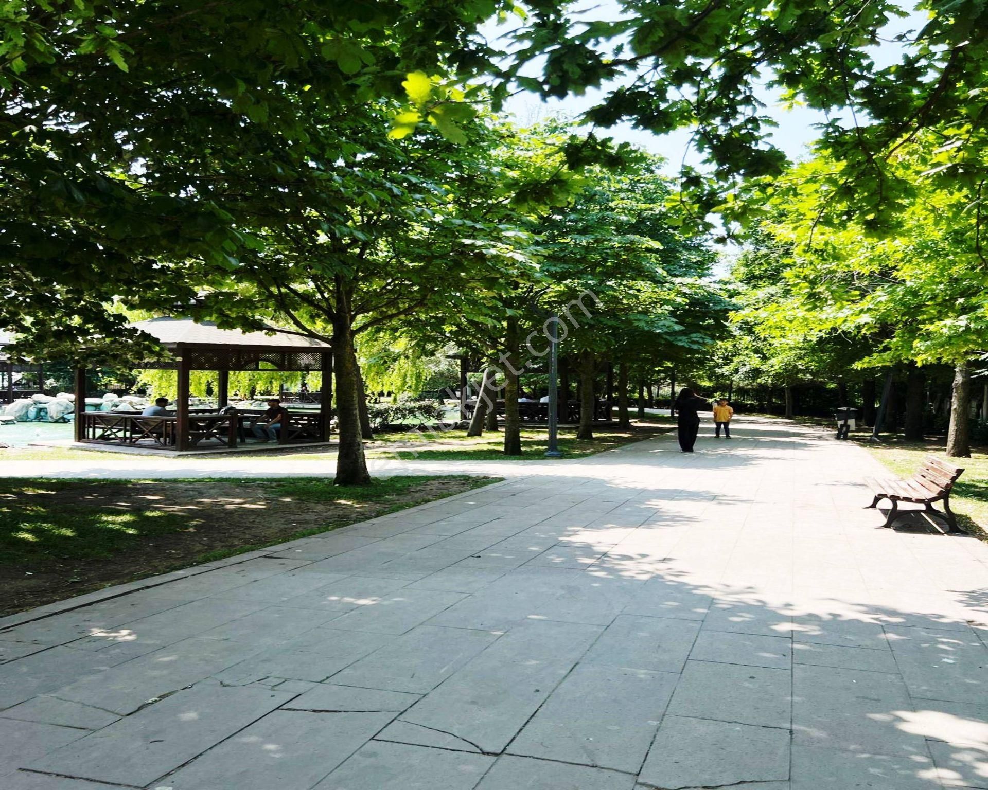 Beylikdüzü Ağca Yapıdan Akbatı Avm Ye Komşu Bahçeli Daire - Görsel 29