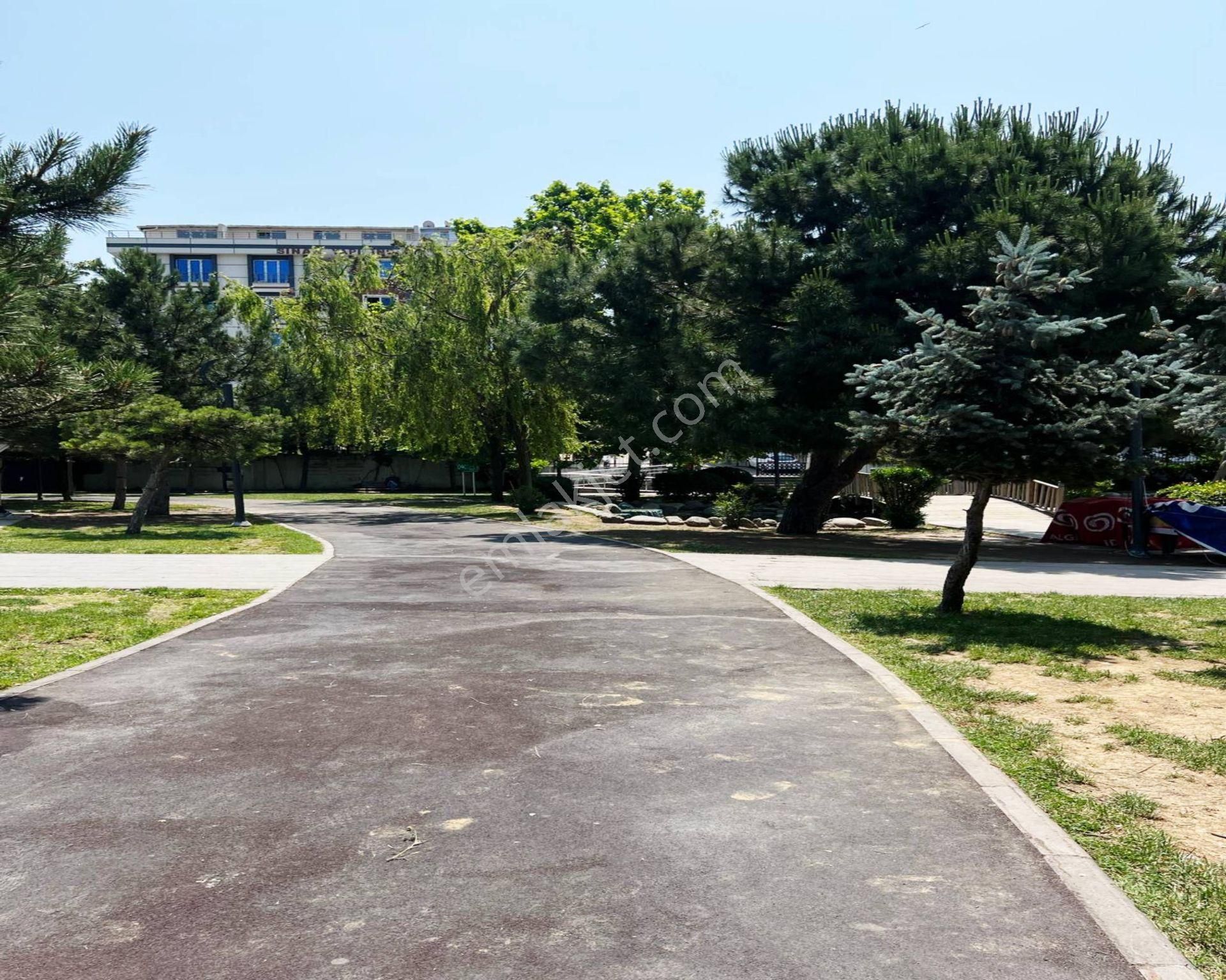 Beylikdüzü Ağca Yapıdan Akbatı Avm Ye Komşu Bahçeli Daire - Görsel 25