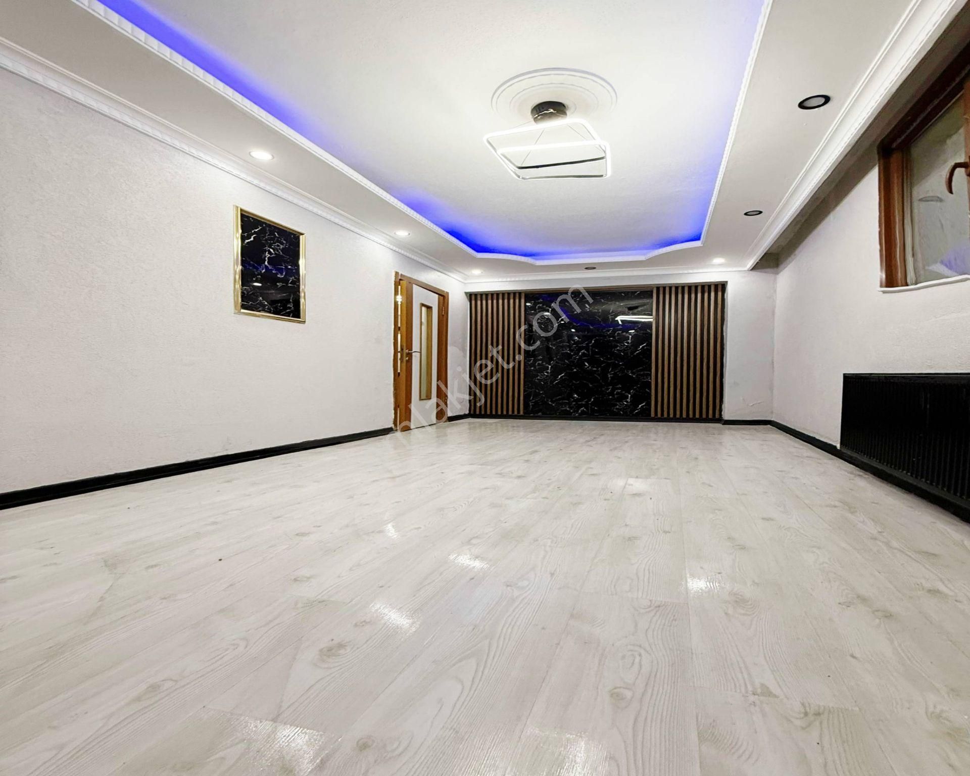 Beylikdüzü Ağca Yapıdan Akbatı Avm Ye Komşu Bahçeli Daire - Görsel 2