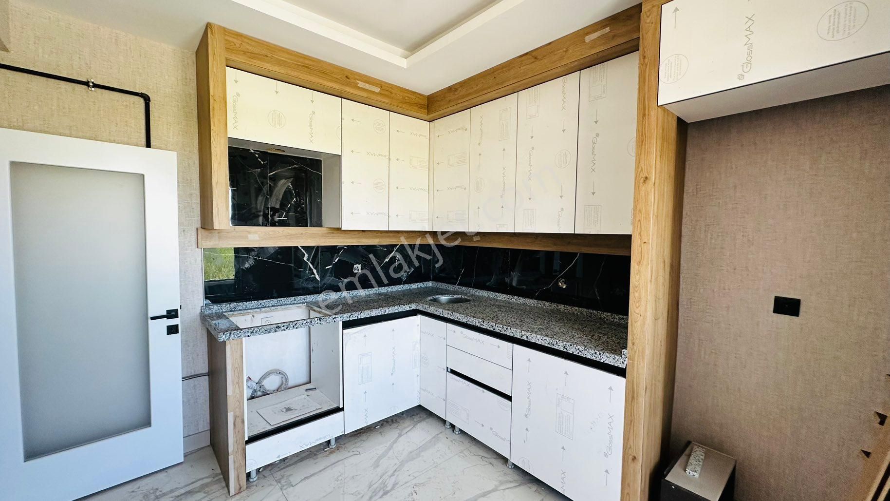 Kc Emlaktan 2+1 90m2 Lüks Fırsat Dairesi