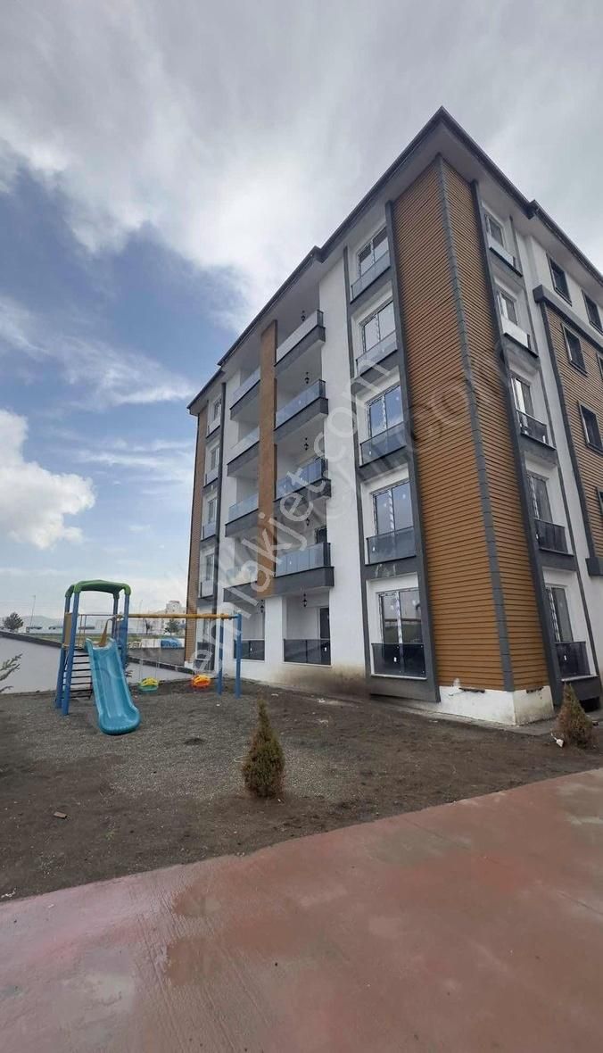 Bulut Gayrımenkul'den Kaçmaz Rakam Kaçmaz Alttan Isıtma 4 Adet