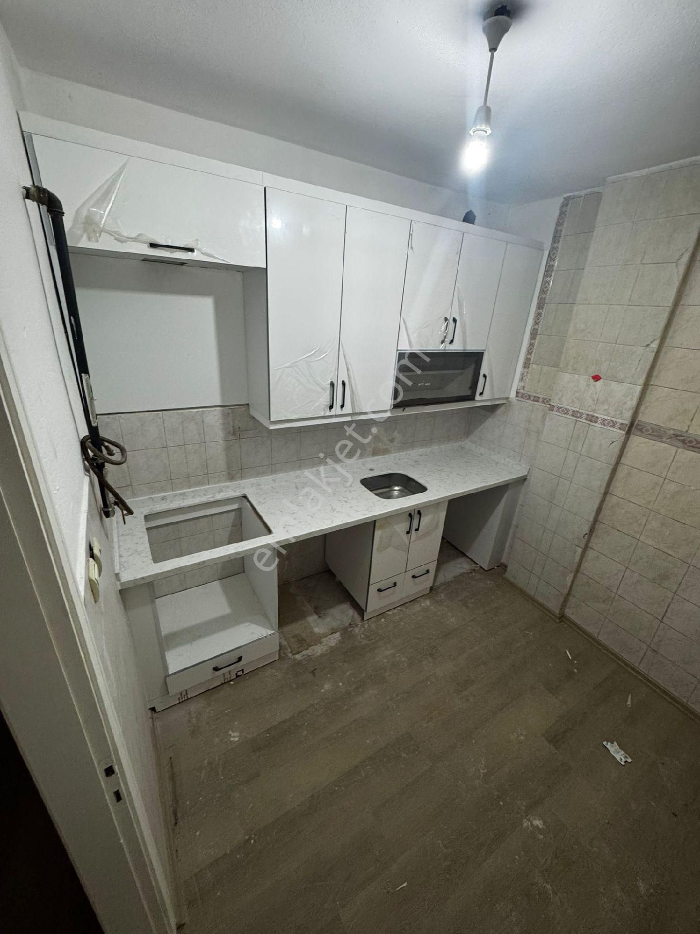 Cebeci Mah.de Kiralık 2+1 90 M2 Orta Kat Daire