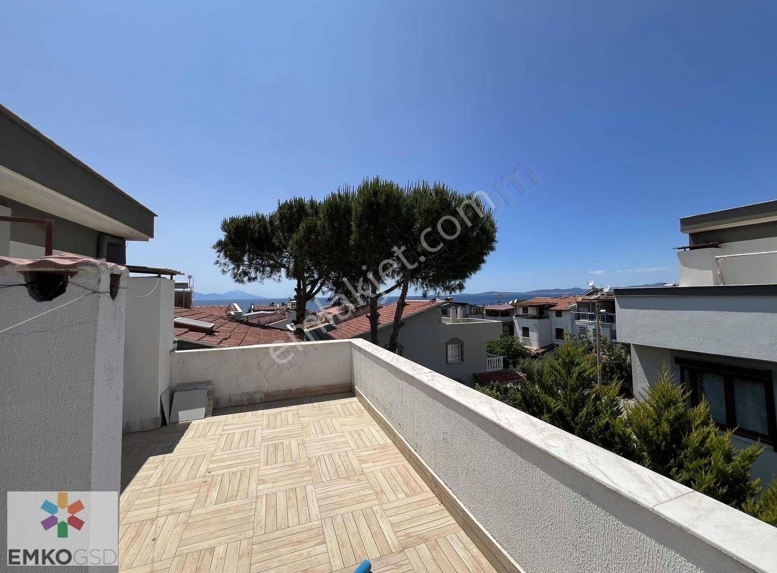 Ortamahalle Deniz Tarafı Geniş Verandalı Deniz Manzaralı Villa!!
