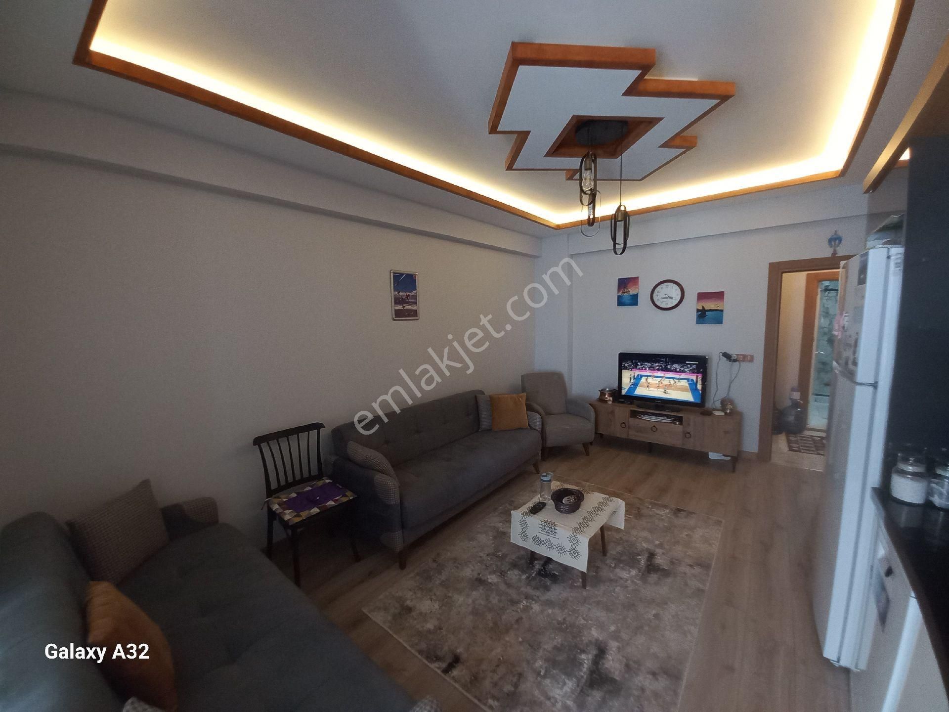 Akçay Işıkhan Emlak Satılık 1+1 Geniş Daire