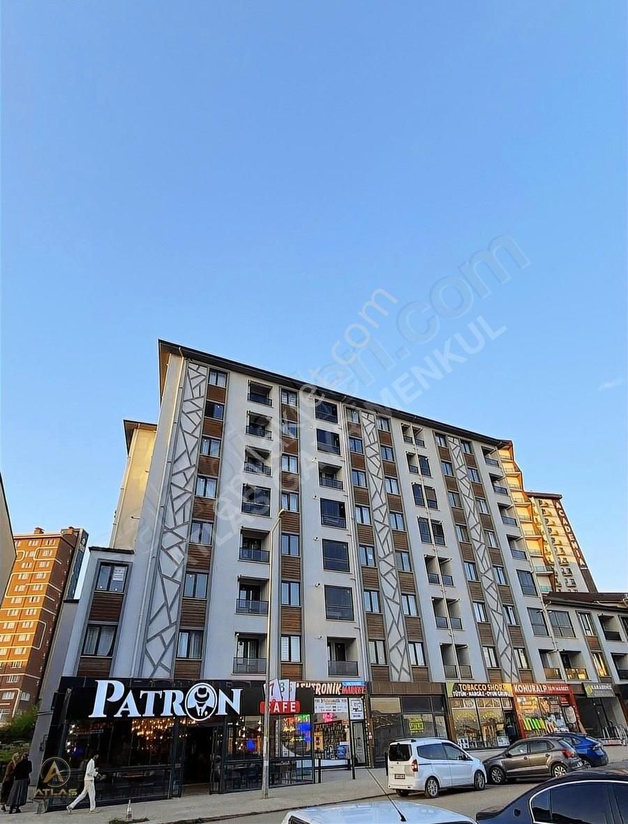 Atlas/ Kardenizkulede Full Eşyalı Cadde Cephe 1+1 Kiralık Daire