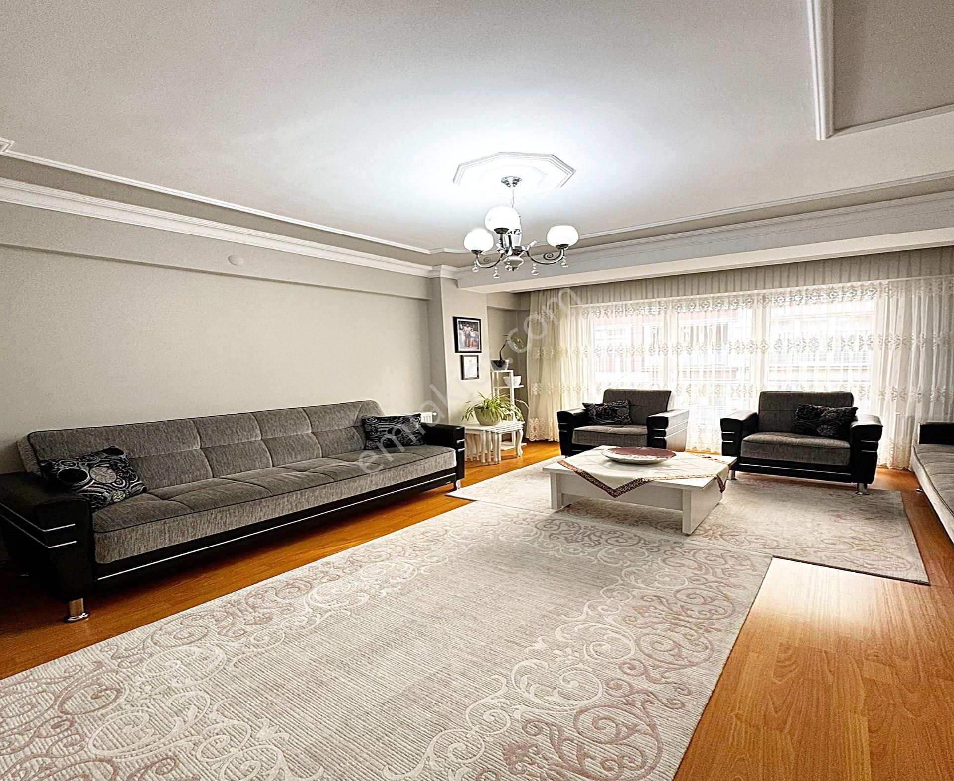 Butik Sitede Ufuk Caddesinde Metrobüse Yakın 120 M2 2+1 Sorunsuz Satılık Daire - Görsel 12