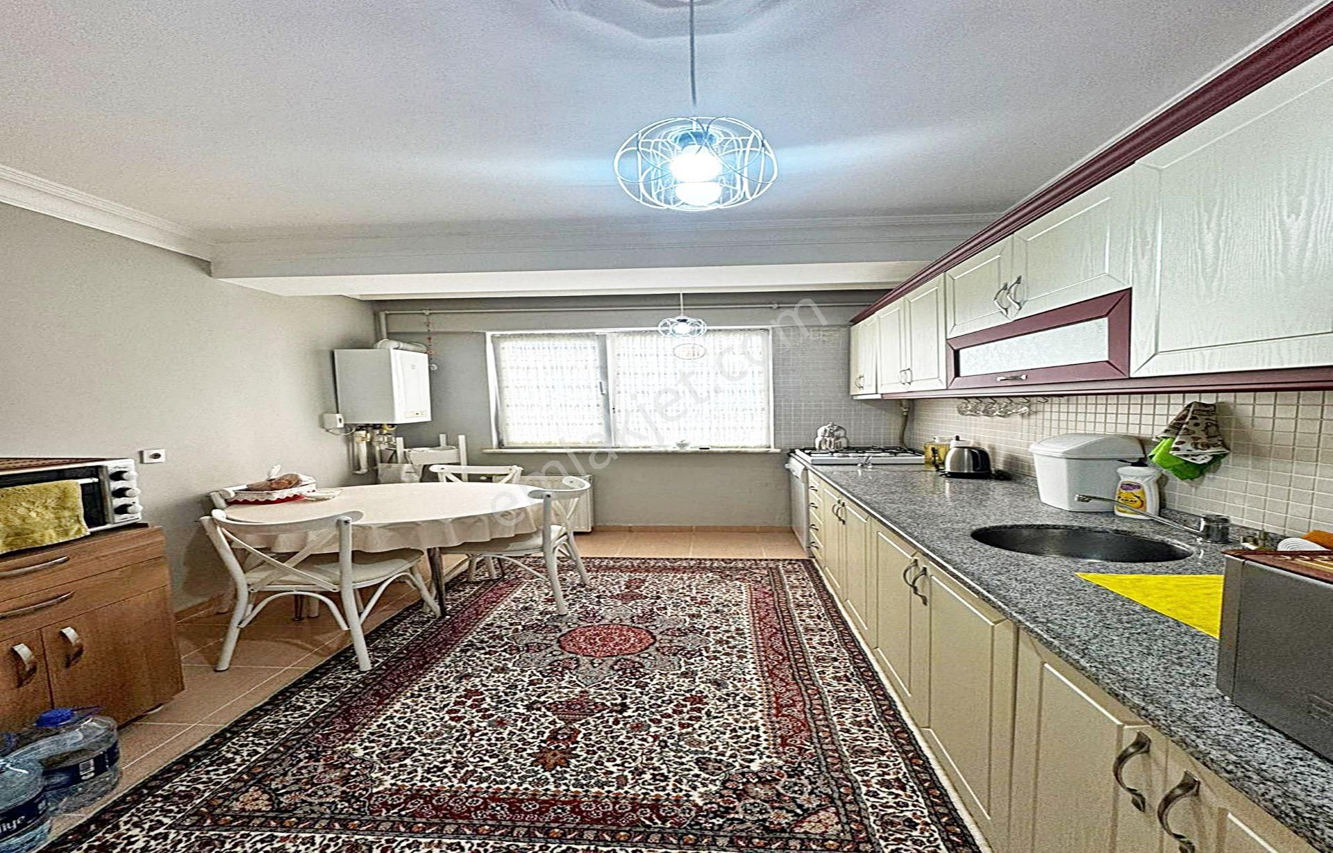 Butik Sitede Ufuk Caddesinde Metrobüse Yakın 120 M2 2+1 Sorunsuz Satılık Daire - Görsel 32