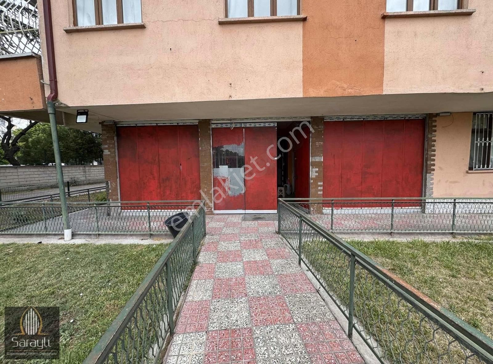 Saraylı'dan Işıklar Mahallesi Kiralık Depolu Dükkan