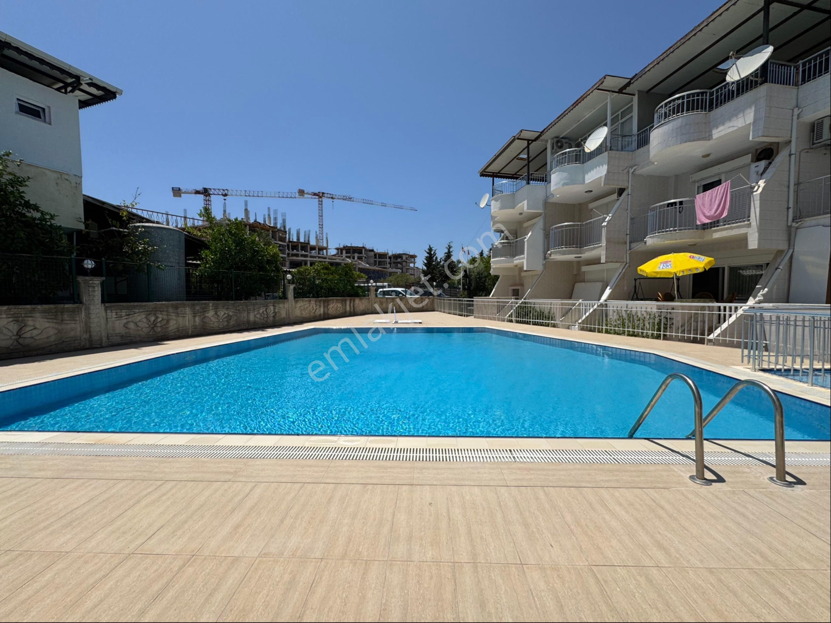Kızılağaç’da Denize 250 Mt Kiralık Havuzlu Dubleks