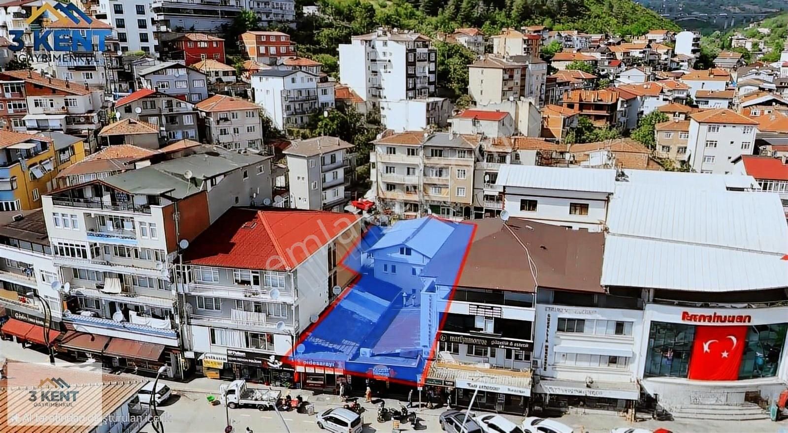 3kent'ten İzmit Kuruçeşme Meydanda Satılık 727 M2 Ticari Arsa