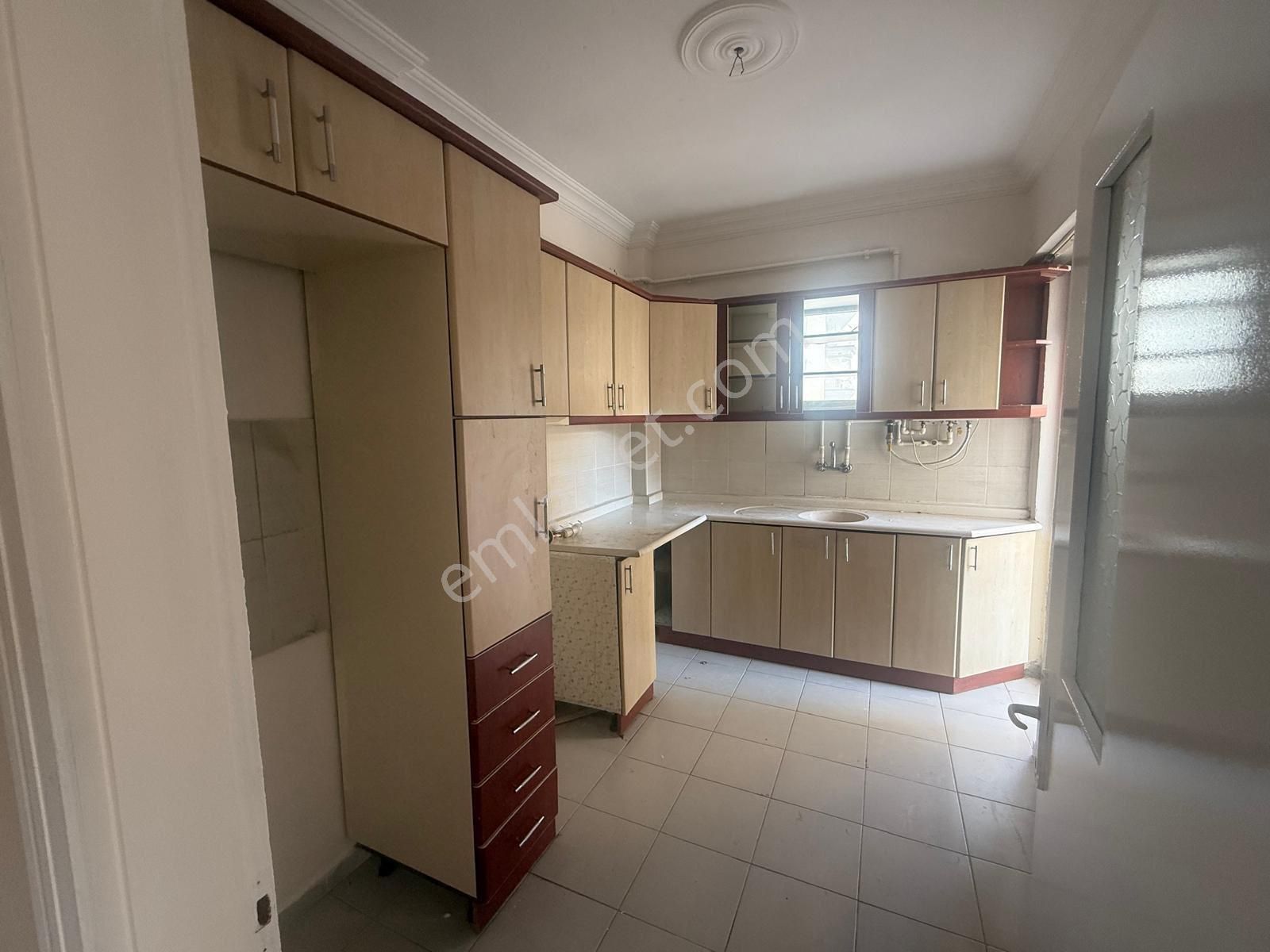 Şirintepe’de Güneş Alan 3+1 – Temiz Ve Bakımlı Satılık Mimsin Dairesi