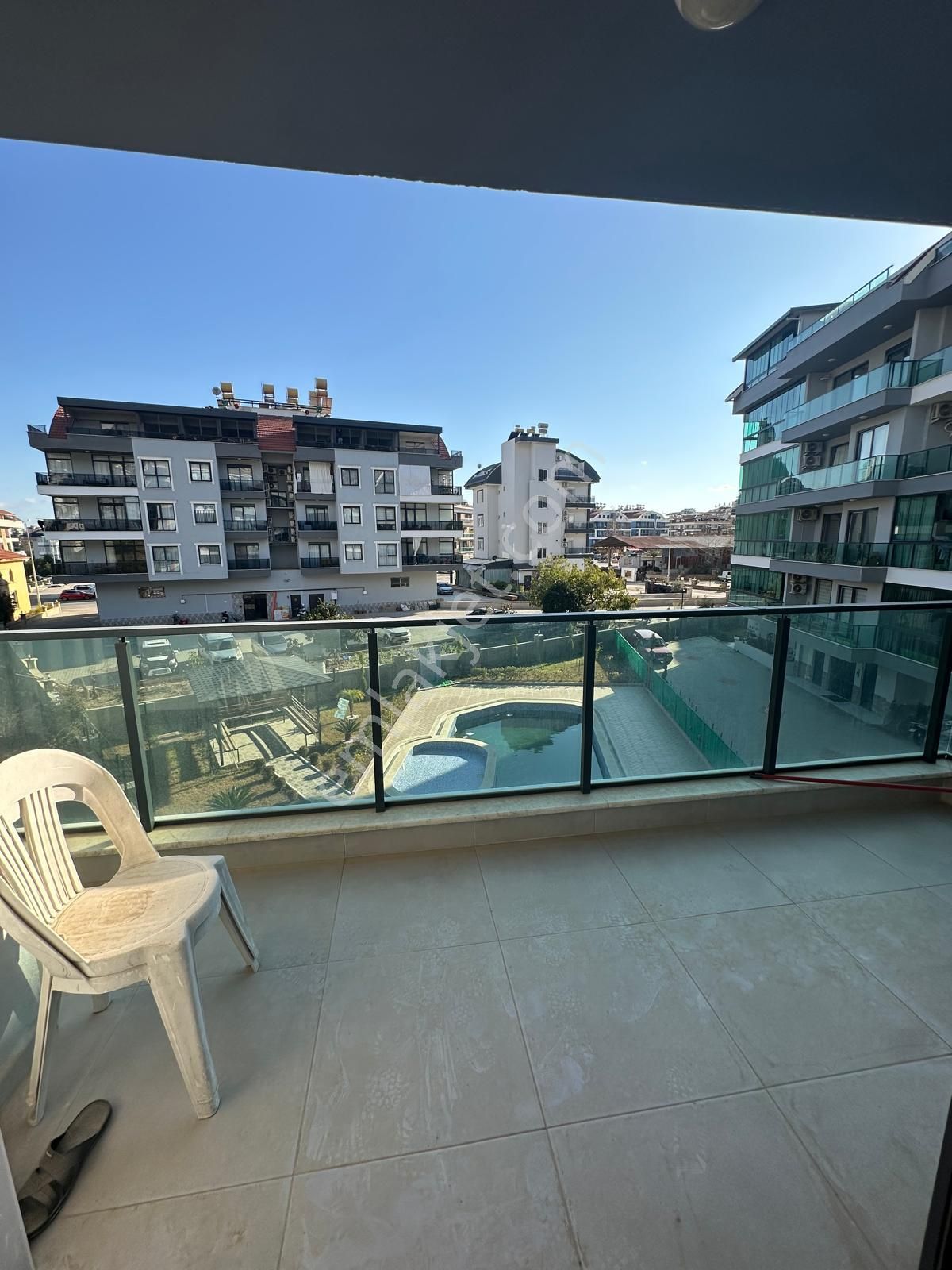 Oba Çarşamba Mahallesinde 1+1 Klepir Daire