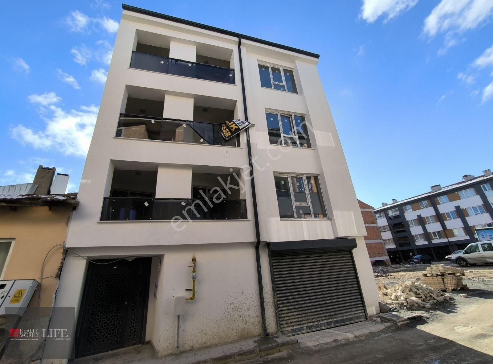Rw Lıfe // Sütlüce Mahallesi Sıfır Bina 1+1 Kiralık Daire