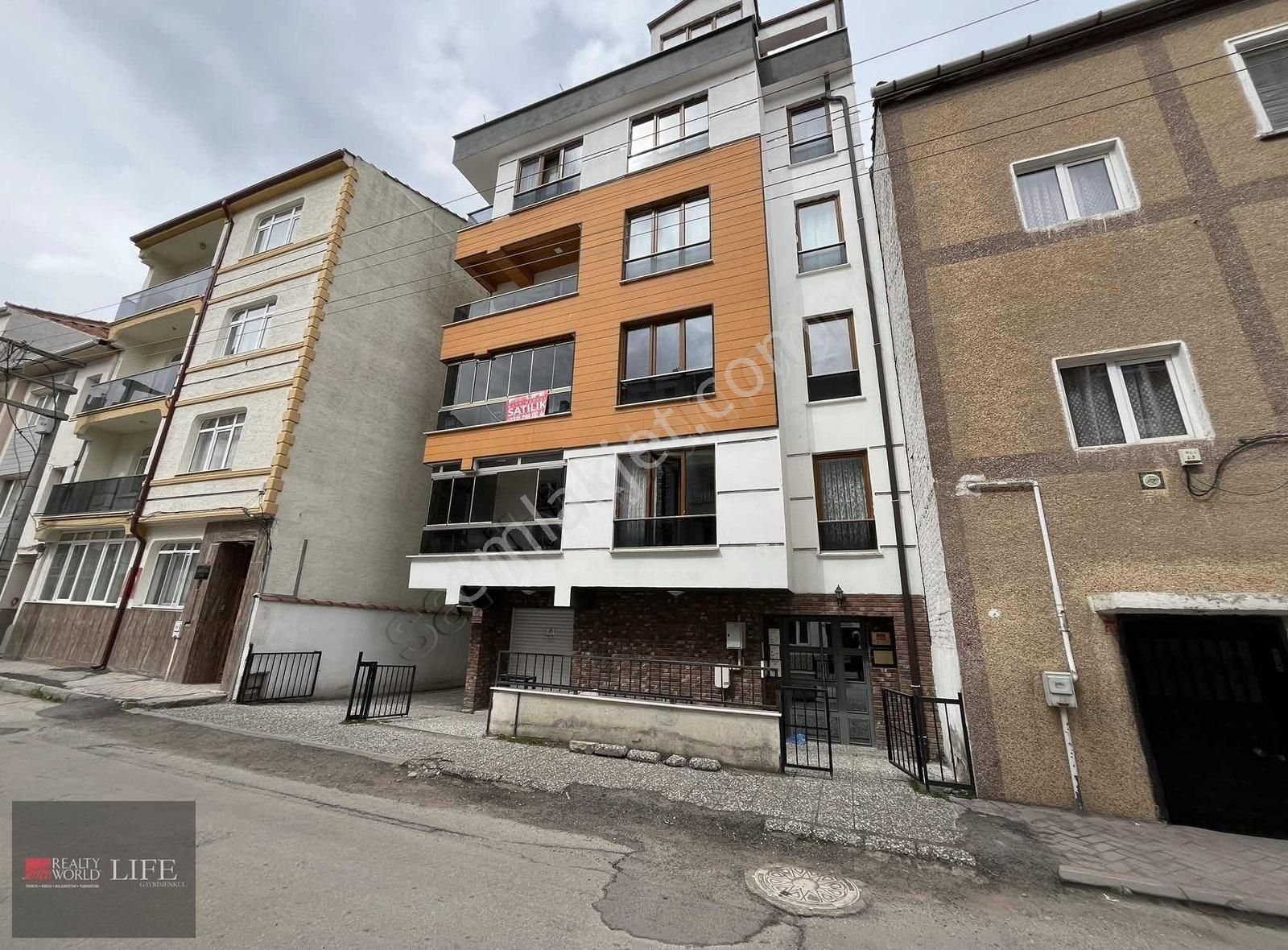 Rw Lıfe // Vişnelik Mahallesi Satılık 3+1 Dubleks Daire