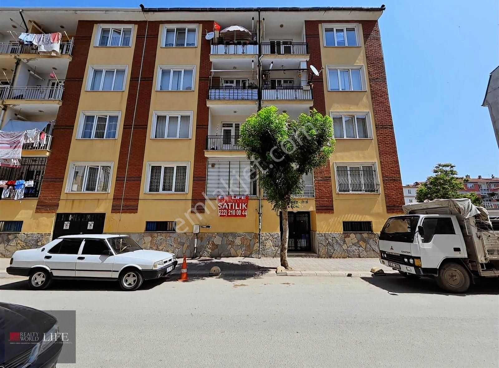 Rw Lıfe // Ömerağa Hatboyuna Yakın 3+1 Satılık Daire