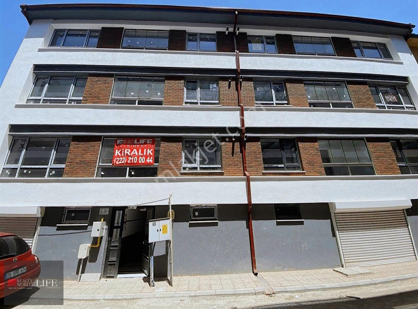 Rw Lıfe// Batıkent Mah Ebeveyn Banyolu Kiralık Lüks 3+1 Daire