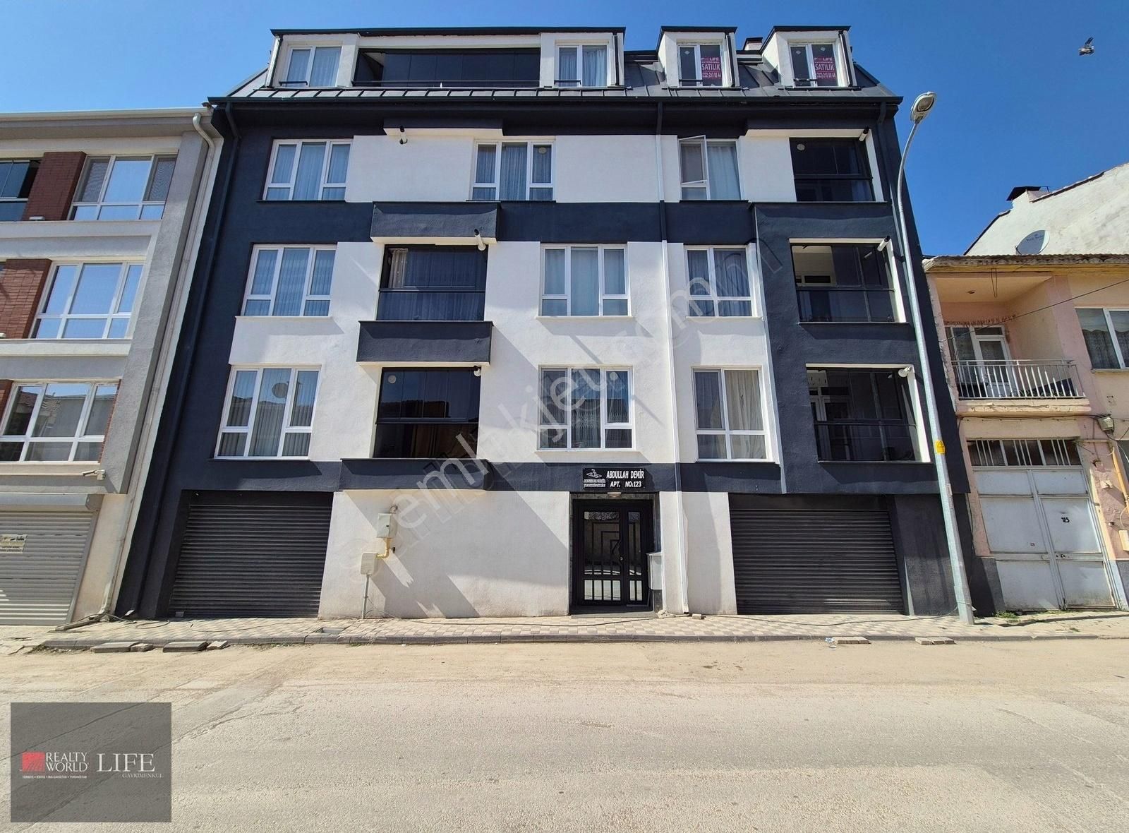 Rw Lıfe//sütlüce Mh Uluzafer Cd 145 M2 Dubleks 4+1 Satılık Daire