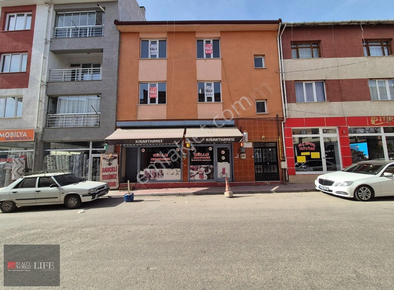 Rw Lıfe //emek Mahallesi Yanartaş Sokak Üzeri 95 M2 Kiralık Depo