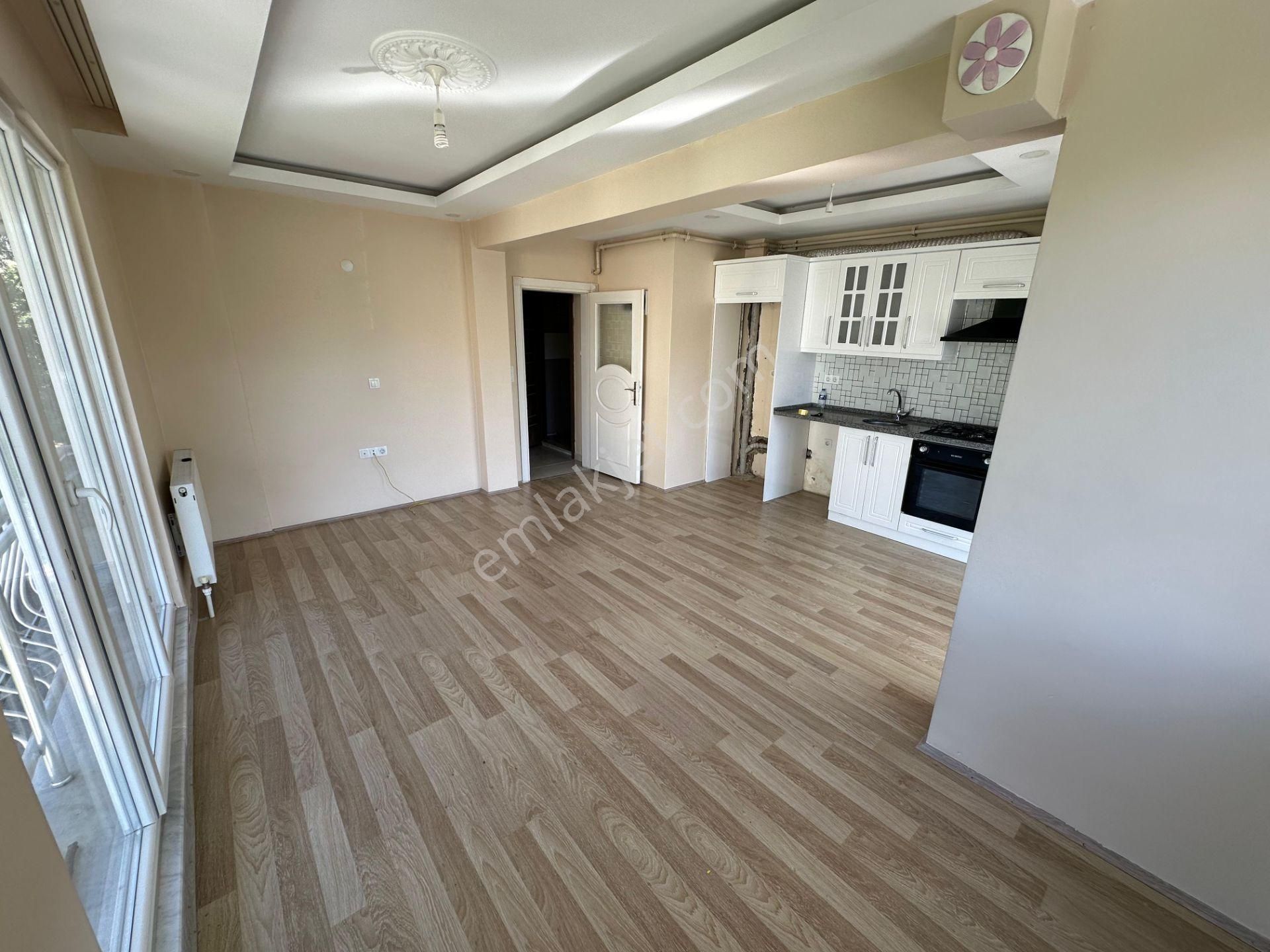 Bilgin Emlaktan Merkezi Konumda Depozitosuz Müstakil Garajlı 2+1 Kiralık Diare