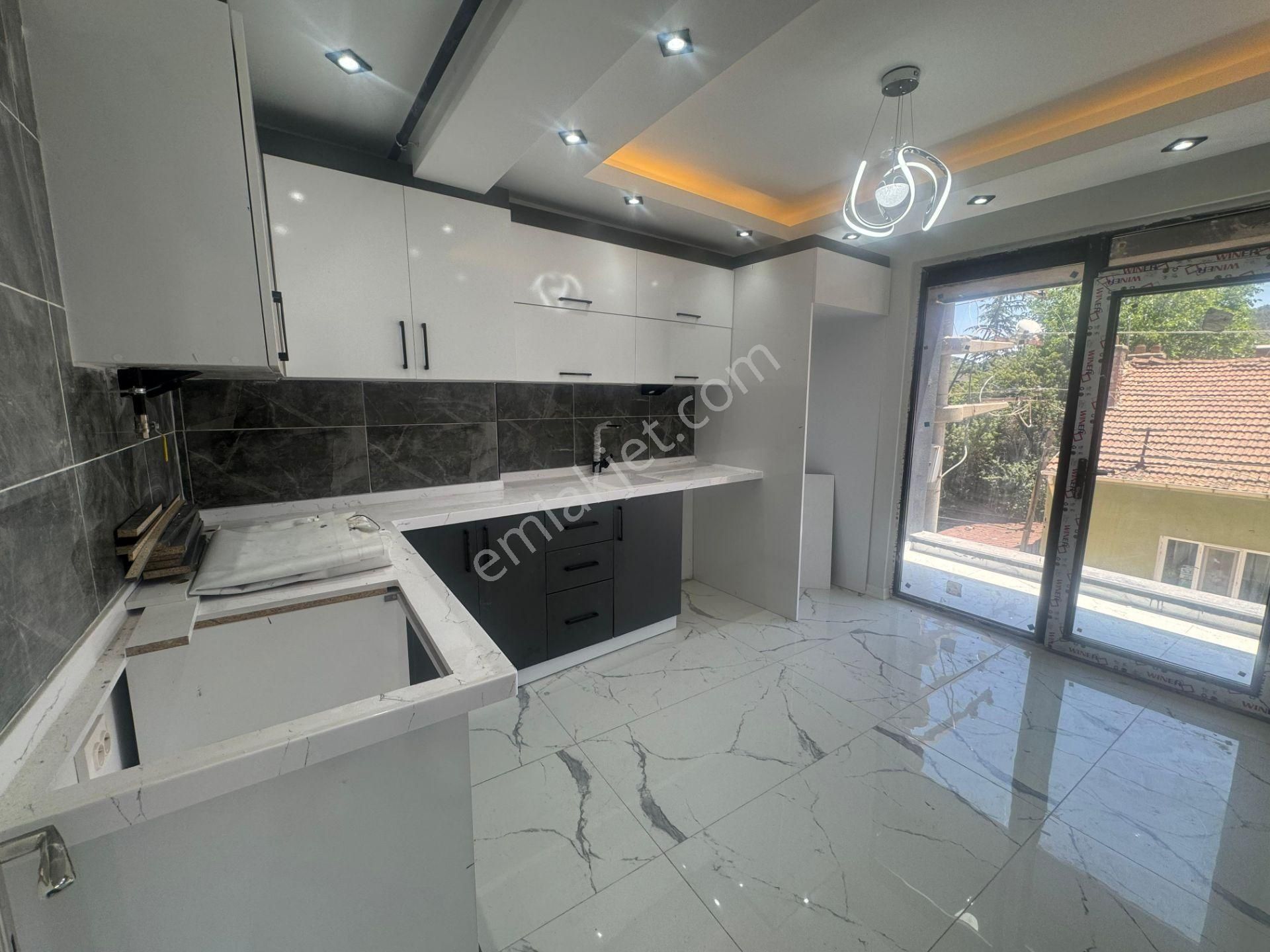 Orhangazi Mah. Kütahya Yolu Yakını Modern 2+1/ Ybs-74