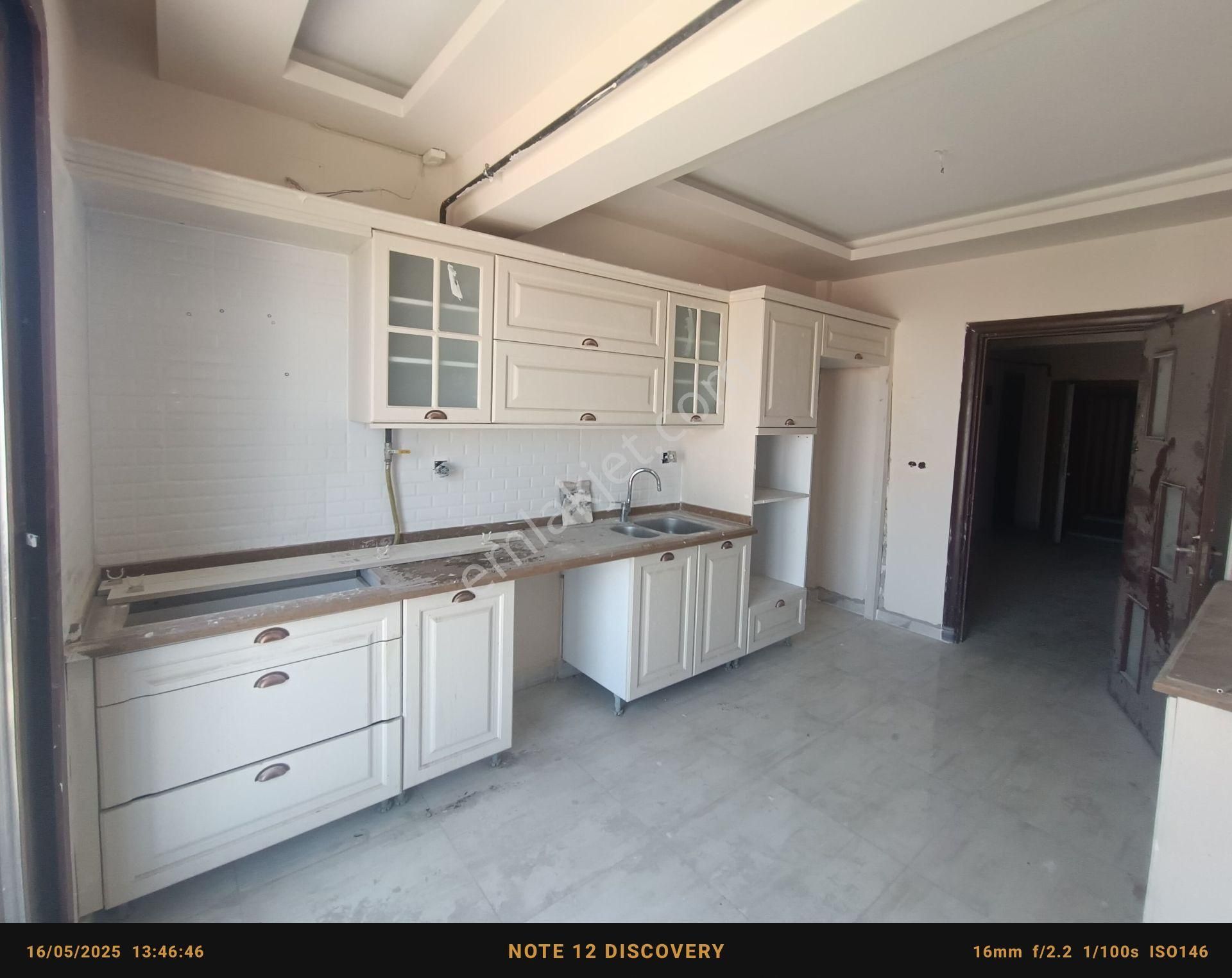 Turunçluda Kiralık Lüks 3+1 Daire Site İçinde