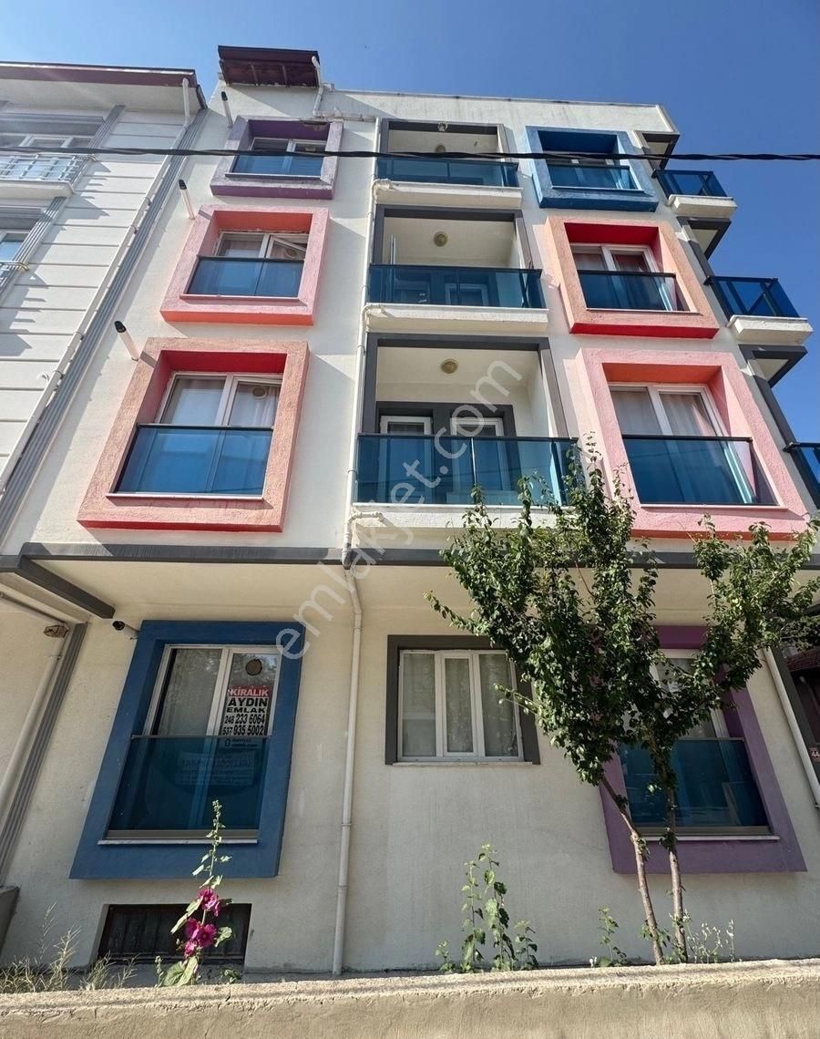 Emek Mahallesinde 1+1 Eşyalı Apart