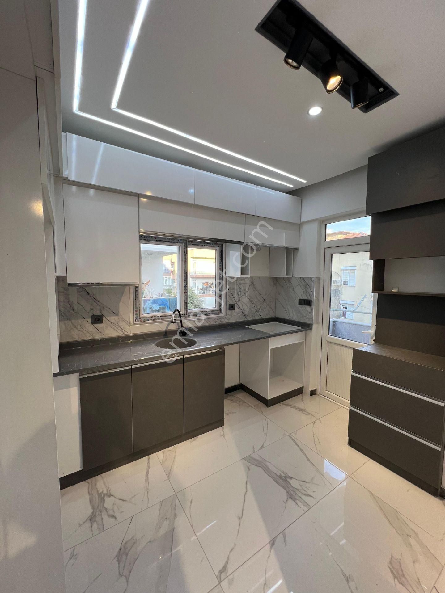 İçi Komple Yenilenmiş Ayrı Mutfak 2+1 Lüx Daire