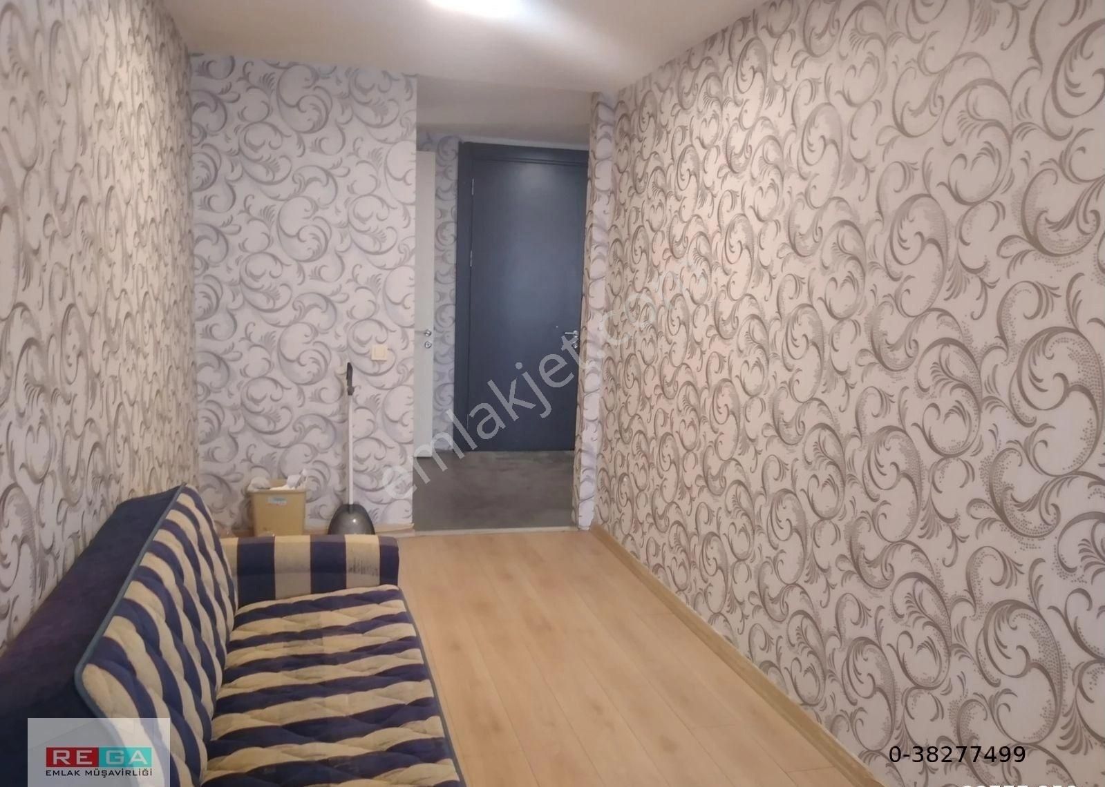Kızılay Onur Çarşısında 2 Oda + Sekreterya, Mutfak, Wc, Kısmi Mobilyalı Yapılı Temiz Büyük Büro - Görsel 7