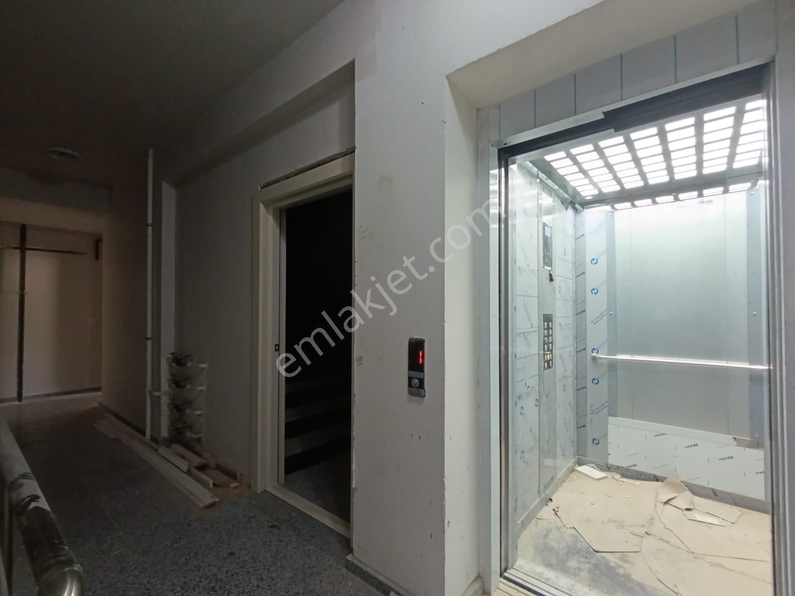 Çekmeköy Merkezmh Yeni Ultra Lüks Satılık Ebeveynbanyolu 3+1dair - Görsel 4