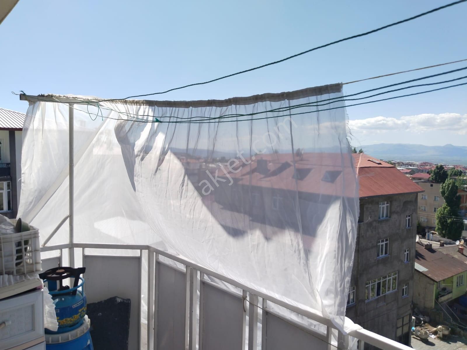 Abdurrahman Gazi Mahallesinde Satılık Daire