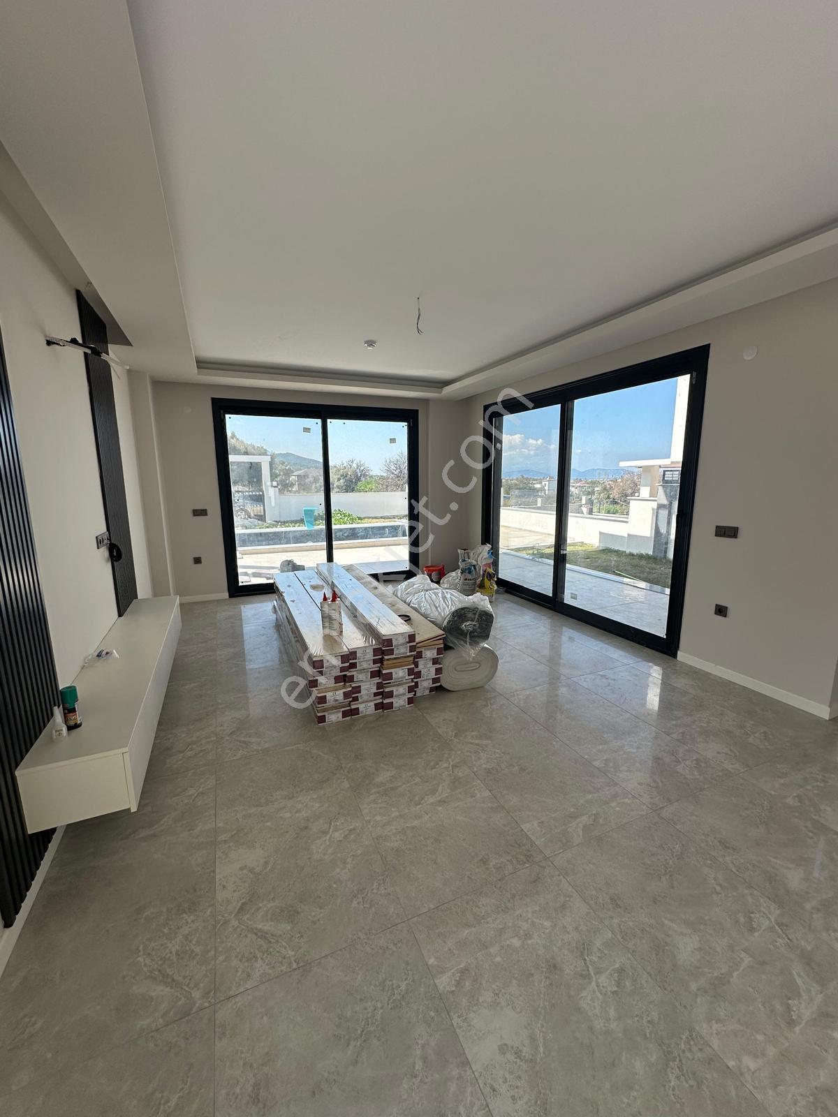 Tek Müstakil Özel Havuzlu 4+1 Sıfır Satılık Villa - Görsel 4