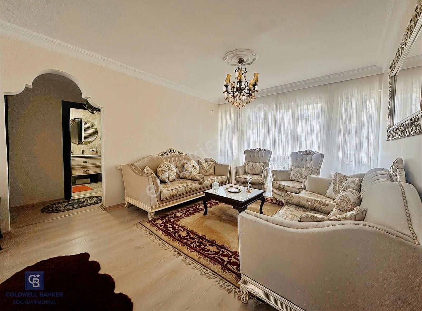 Esenkent Yasemin Evleri'nde Boş 108 M2 Net 2+1 Satılık Daire