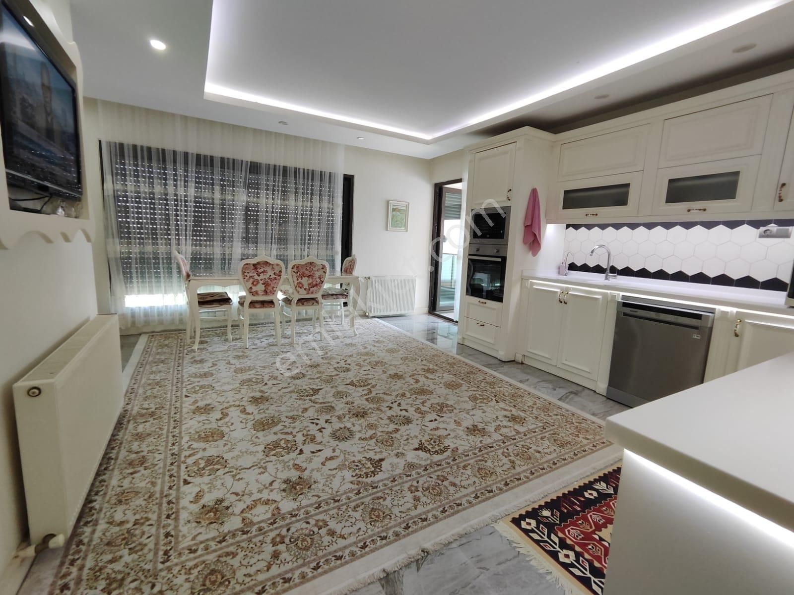 Konyaaltında Lüx 4+1 Dublex Daire - Görsel 22