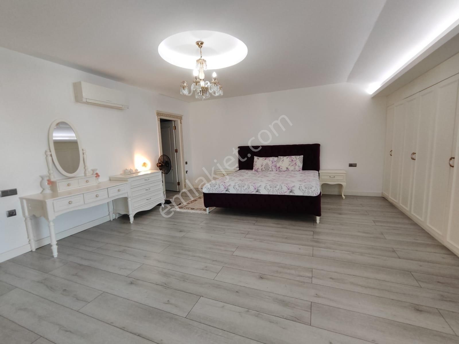 Konyaaltında Lüx 4+1 Dublex Daire - Görsel 15