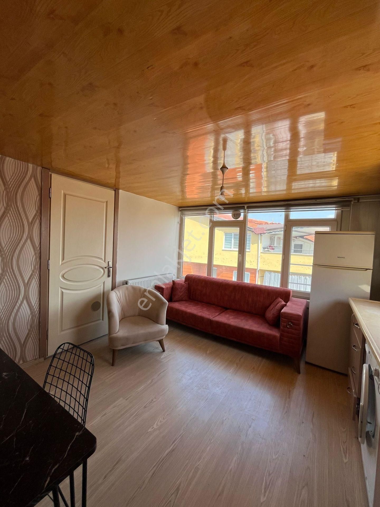 Özmecaz'dan Kınıklı'da 1+1 Full Eşyalı Apart