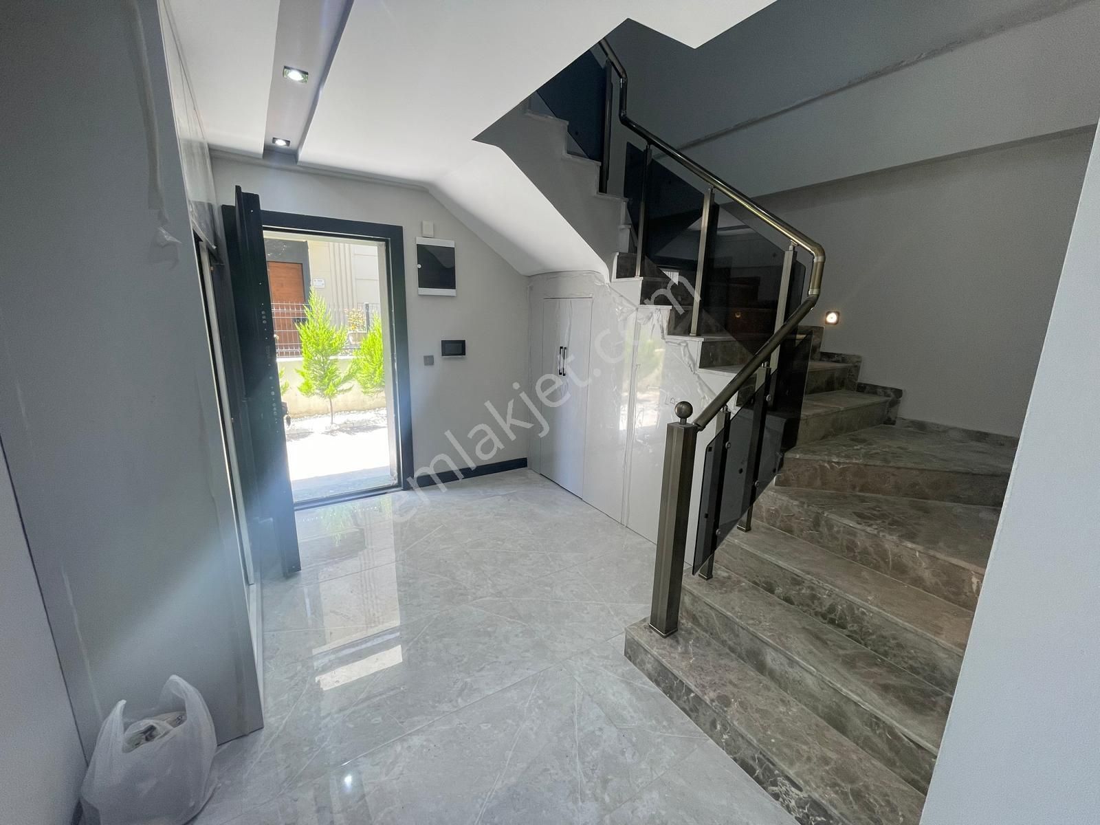 Sabri Pınarbaşı'dan Güre'de Satılık Ultra Lüks Müstakil Havuzlu Villa - Görsel 9