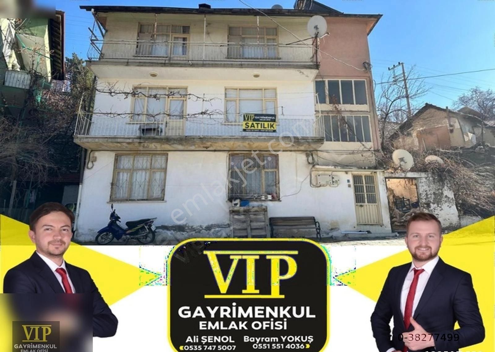 Vıp Gayrimenkul' Den Çarşı Merkezde 2+1 Daire 2 . Kat Manzaralı