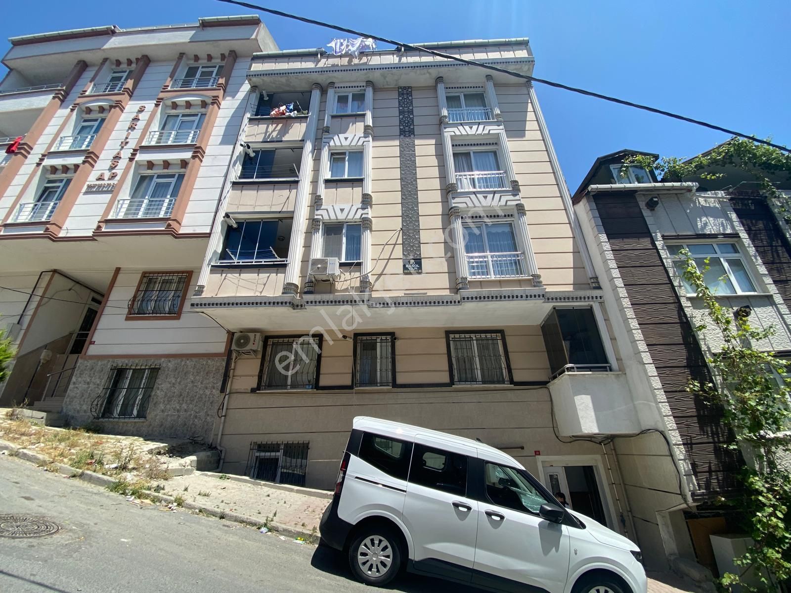 Arnavutköy İslambey Mah. Acil Satılık Fırsat Ters Dubleks