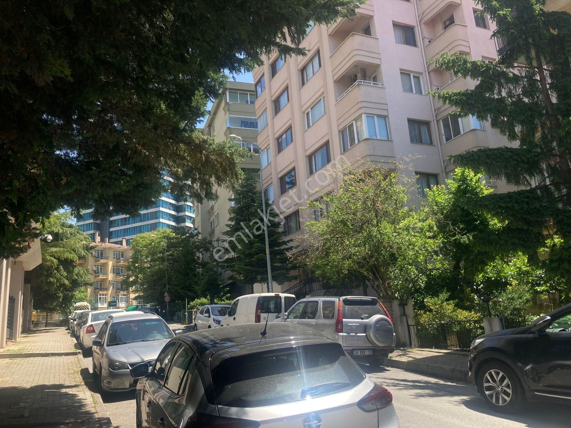 Kızıltoprakta 3+1 Hemen Satılık Yatırımlık