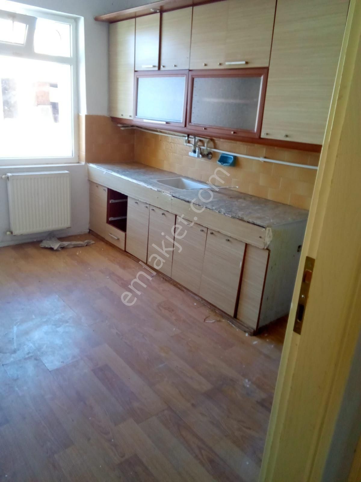 Samsun İlkadım Yenidoğan Mahallesi'nde 3+1 Depzozitosuz Kiralık Daire