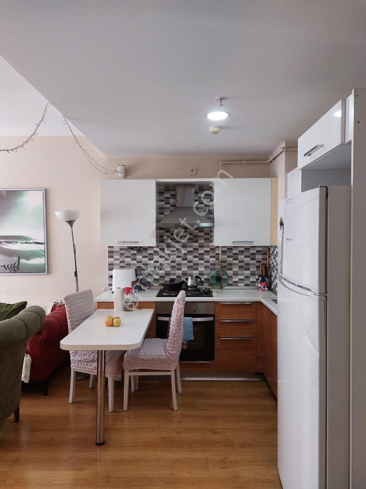 İnnovia 3 Sitesin,de 1+1 Kiralık Eşyalı