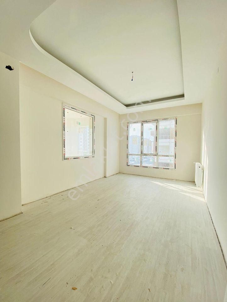 İldem Suat Altın Golden Center 3+1 Sıfır Lüxs Daire