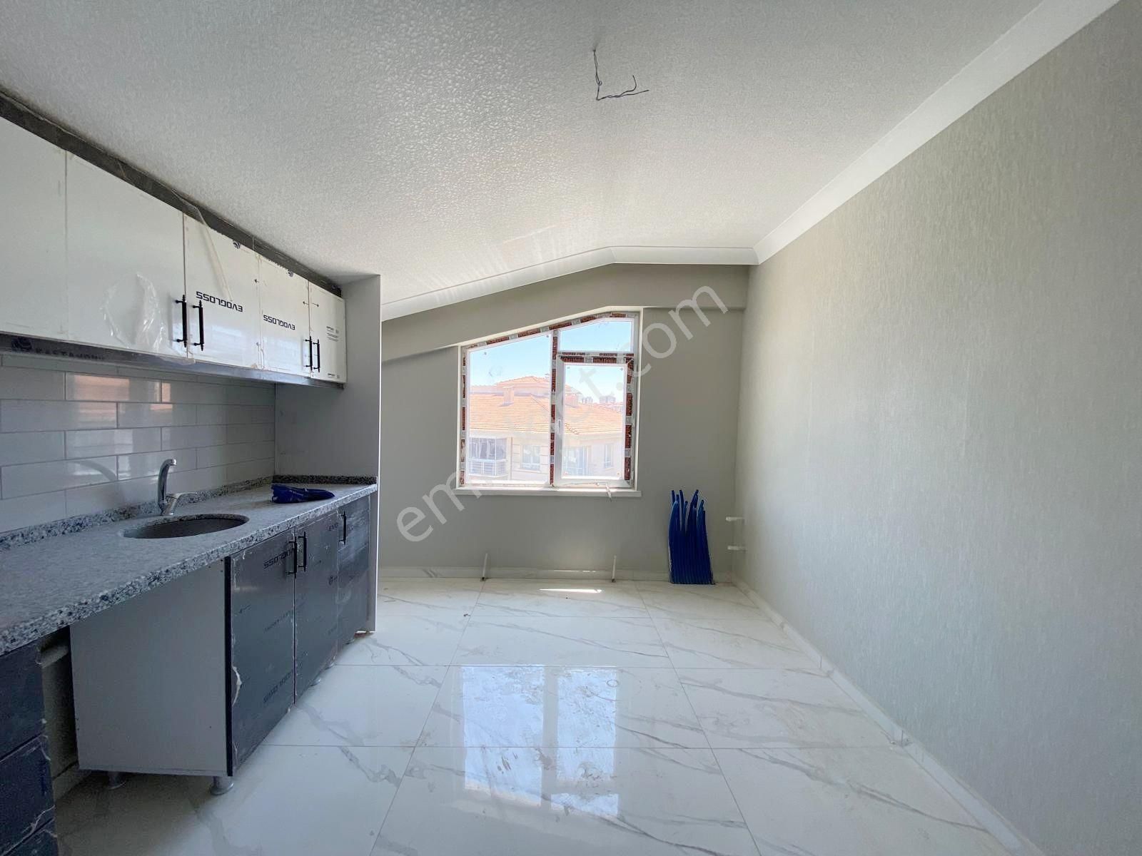 Öz'maşallah.dan Satılık 7+1 Dupleks Çift Giriş Çift Mutfaklı,, - Görsel 8