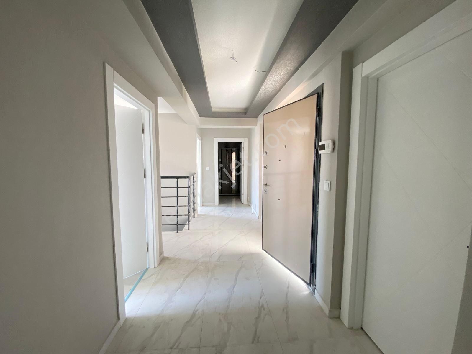 Öz'maşallah.dan Satılık 7+1 Dupleks Çift Giriş Çift Mutfaklı,, - Görsel 32