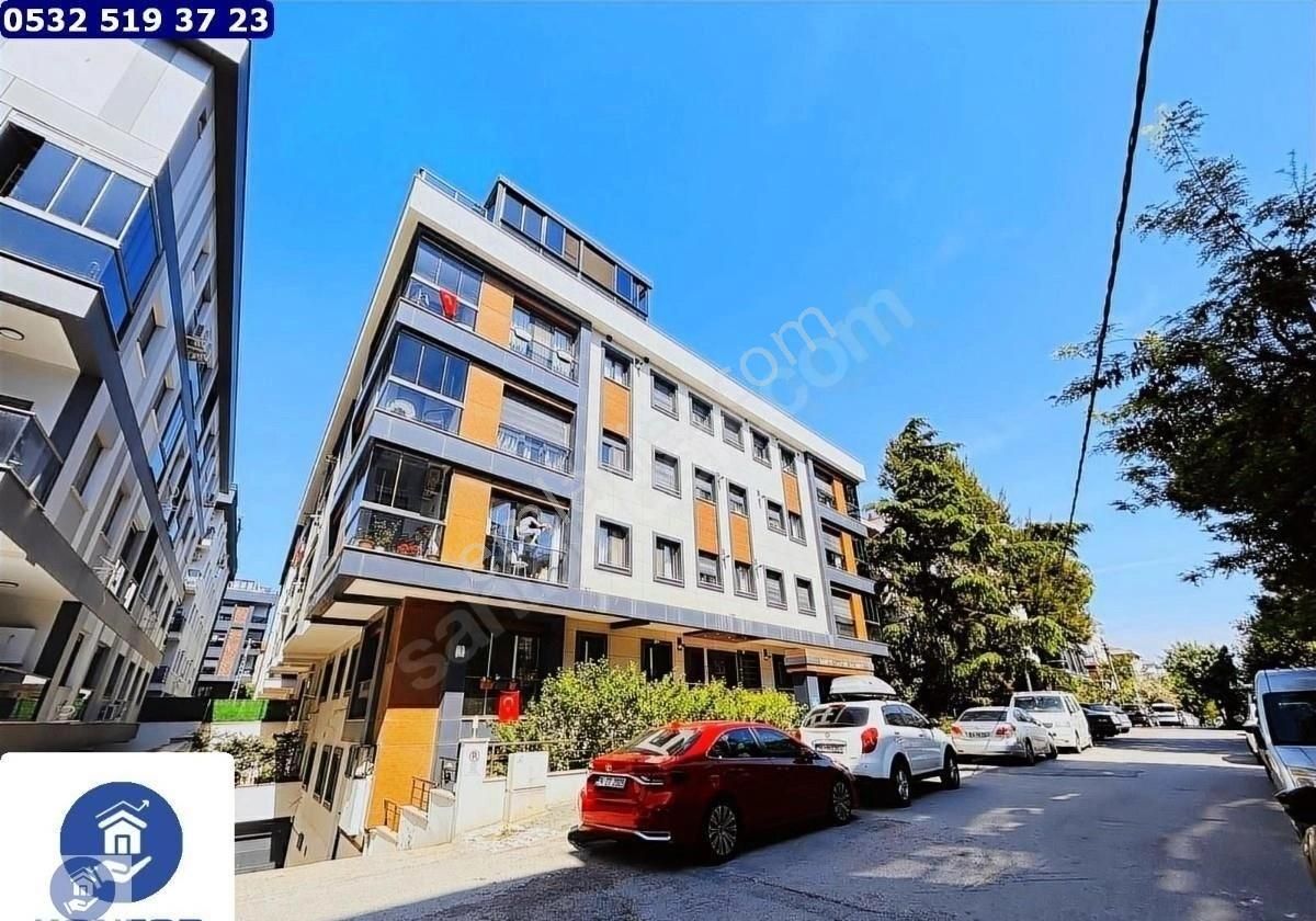 █ Konfor █ Küçükyalı Çamlık Sahilde, Bahçe Teraslı Açık Mutfaklı Daireye Özel Otoparklı Lüks 2+1