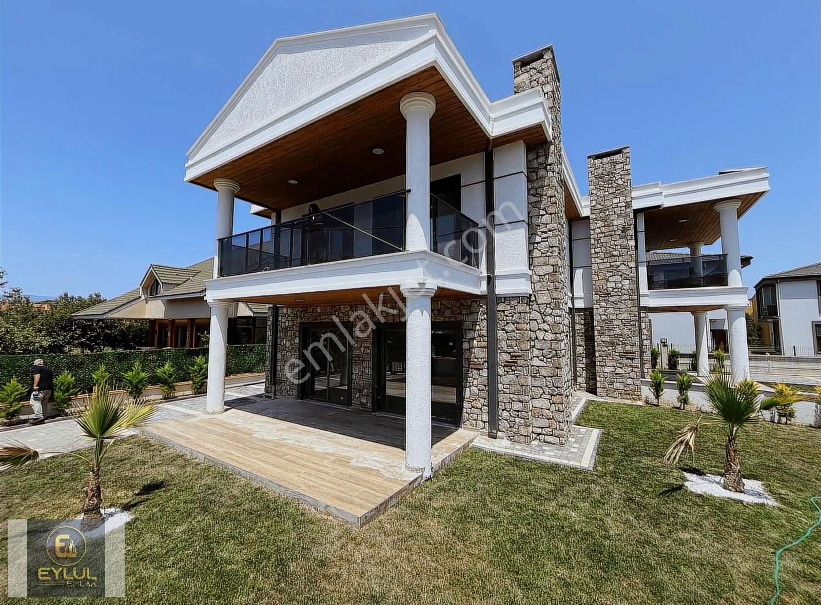 Eylül Emlaktan Fırsatt Pelitköyde Ultra Lüx Villa