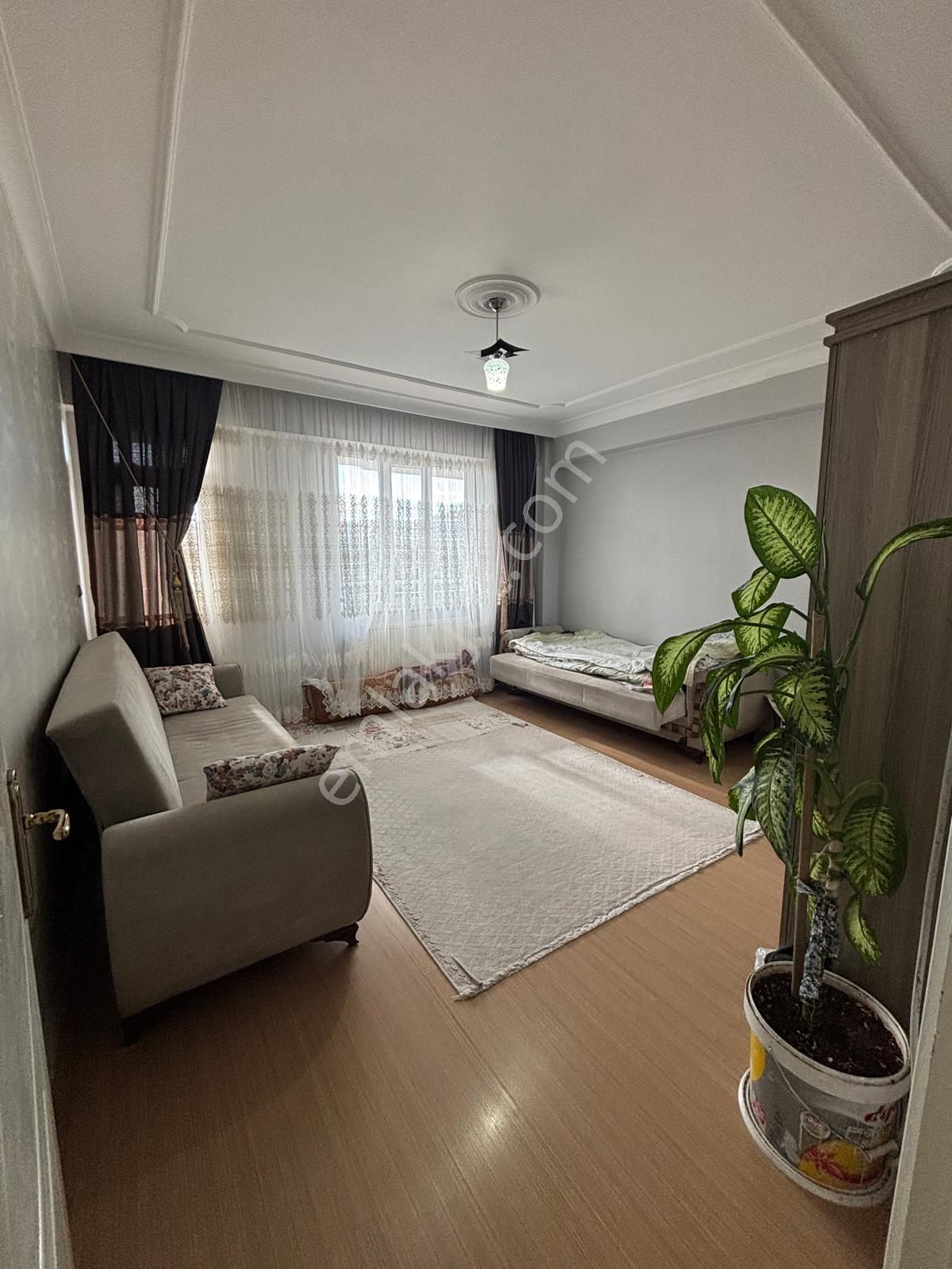 Mountaın Gayrimenkul'den Göletli Park Yanı Muhteşem 3+1 Satılık Daire