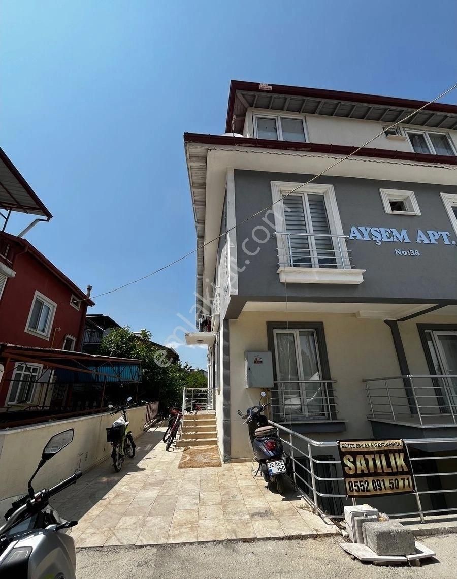 İsparta Fatih Mahallesinde Satılık 2+0 Eşyalı Apart