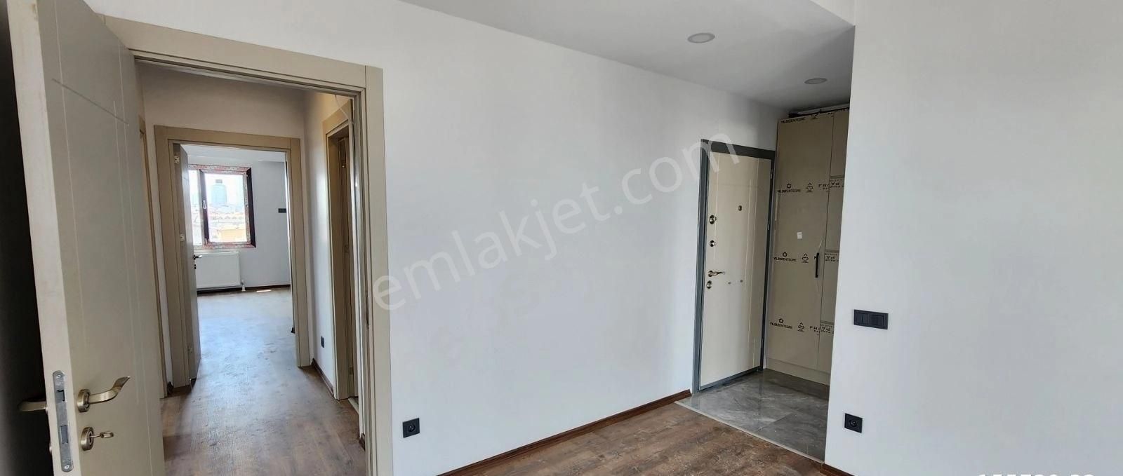 Kartal Yalı Mahallesi Tümcephe Deniz Manzaralı Satılık 3+1 Daire - Görsel 13